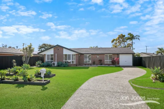 4 Savu Court, Kippa-Ring, Qld 4021