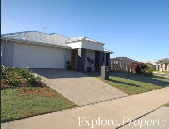 4 Scarborough Circuit, Blacks Beach, Qld 4740 - For Rent