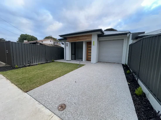 4 Scarborough Terrace, Dover Gardens, SA 5048