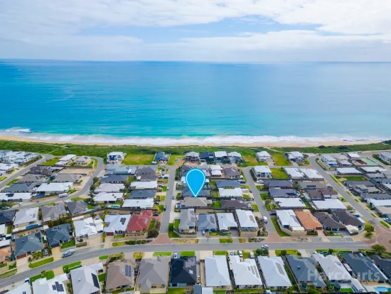 4 Seeana Pass, Halls Head, WA 6210