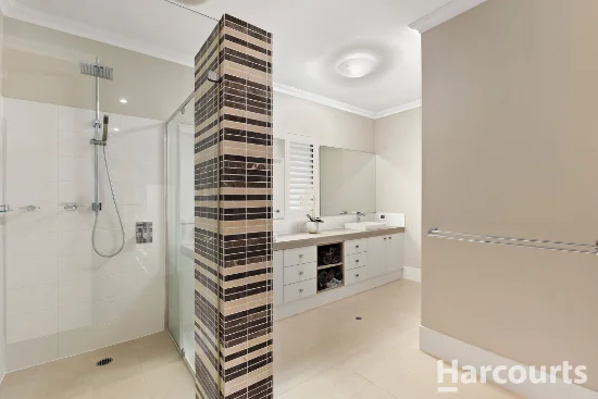 4 Seeana Pass, Halls Head, WA 6210-Image