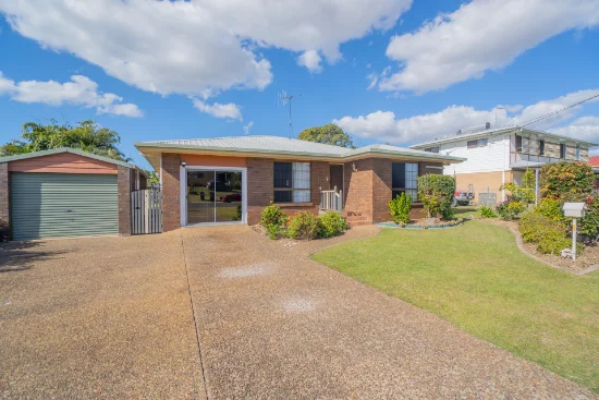 4 Seventy Four Court, Avoca, Qld 4670 - For Rent