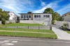 4 Shirley St, Southport, Qld 4215