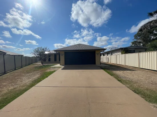 4 Siobhan Ct, Emerald, Qld 4720
