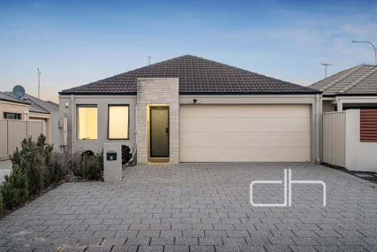 4 Skeit Road, Darch, WA 6065