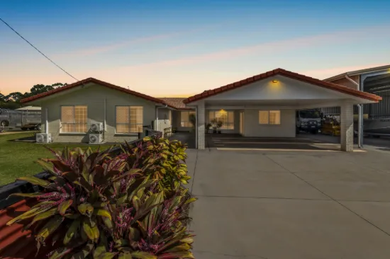 4 Squire Street, Kawungan, Qld 4655