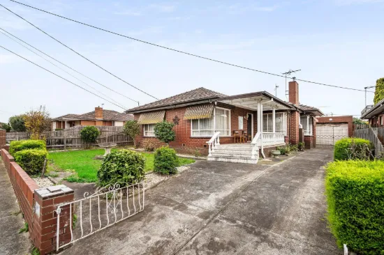 4 St Raphael Street, Avondale Heights, Vic 3034