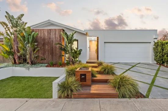 4 Storrer Avenue, Torquay, Vic 3228