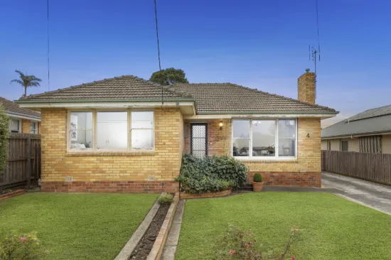 4 Strickland Avenue, Highton, Vic 3216