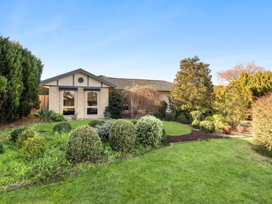 4 Sumak Road, Mount Martha, Vic 3934