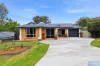 4 Sussanah Terrace, Edens Landing, Qld 4207