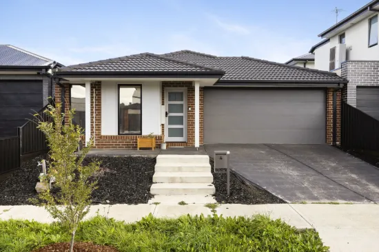 4 Taloumbi Crescent, Greenvale, Vic 3059