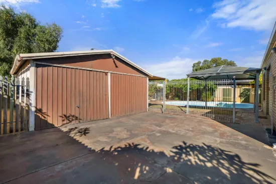 4 Tamalee Place, Hillman, WA 6168