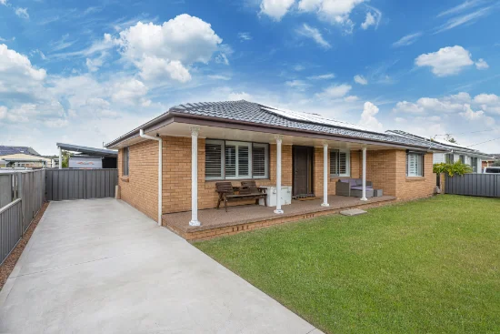 4 Tenth Street, Weston, NSW 2326