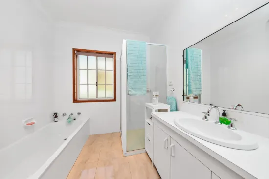 4 The PavilioN, Tumut, NSW 2720-Image