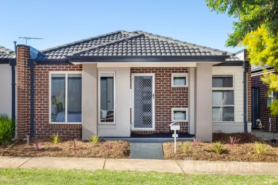 4 Tom Roberts Parade, Point Cook, Vic 3030