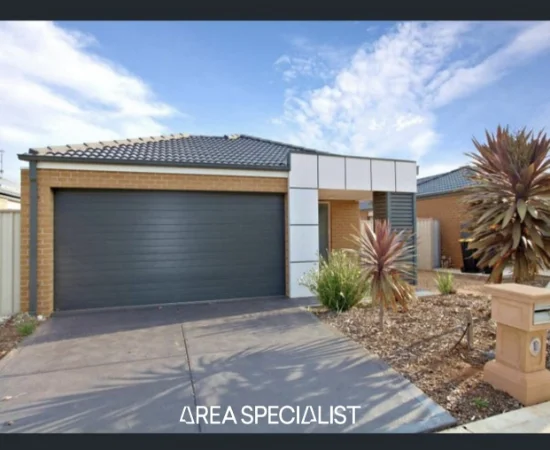 4 Toryboy Street, Brookfield, Vic 3338 - For Rent