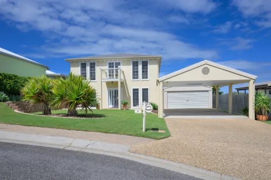 4 Trinity Place, Sun Valley, Qld 4680