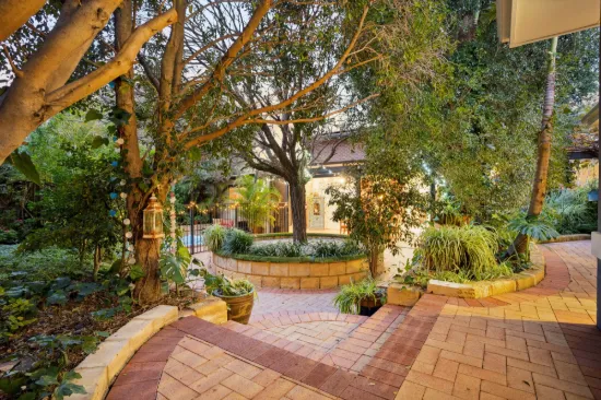 4 Wahroonga Way, Greenwood, WA 6024
