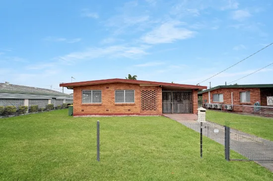 4 Wareham Street, Aitkenvale, Qld 4814
