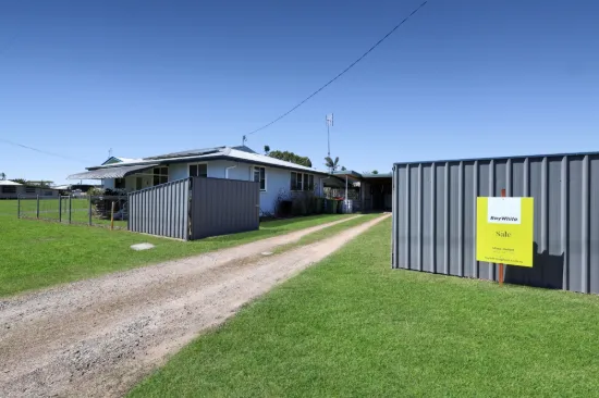 4 Warren Street, Ingham, Qld 4850