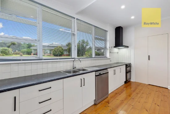 4 Warunda Avenue, Seaview Downs SA 5049-Image
