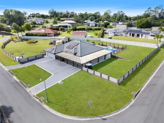4 Wattle Grove Drive, Ningi, Qld 4511