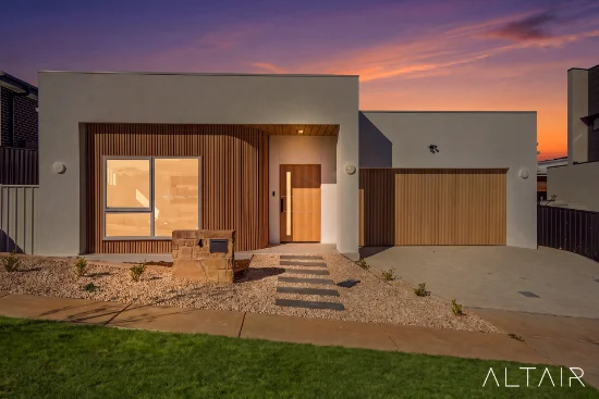 4 Wendy Paramor Terrace, Whitlam, ACT 2611
