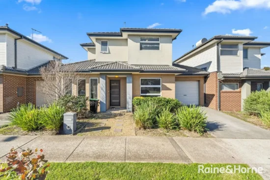 4 Westbury Parkway, Roxburgh Park, Vic 3064
