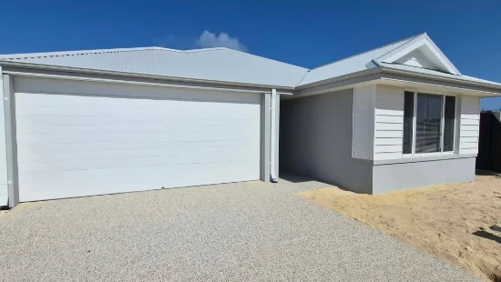 4 Whimbrel Grv, Eglinton, WA 6034
