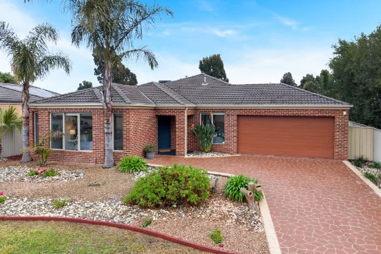 4 White Cedar Place, Craigieburn, Vic 3064