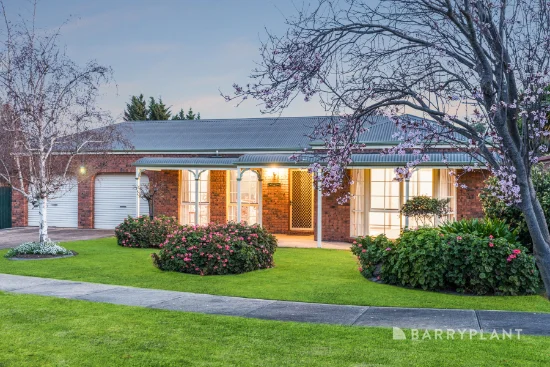 4 Whitten Court, Highton, Vic 3216