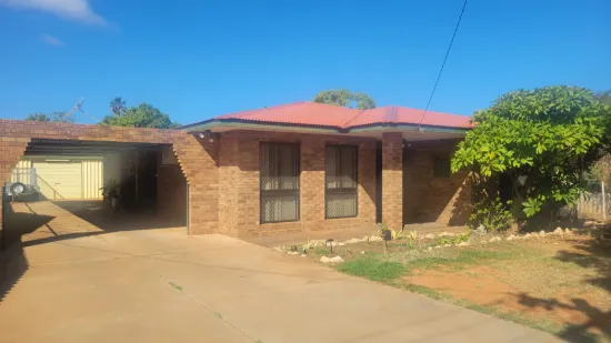 4 Willesee Street, Carnarvon WA 6701-Image