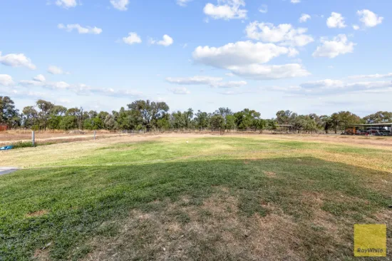 4 Windmill Lane, Emerald, Qld 4720-Image
