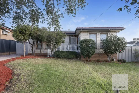 4 Woodleigh Place, Gladstone Park, Vic 3043