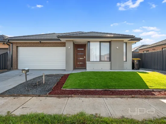 4 Yeoman Street, Melton South, Vic 3338