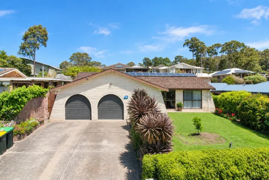 40 Binalong Street, Dalmeny, NSW 2546