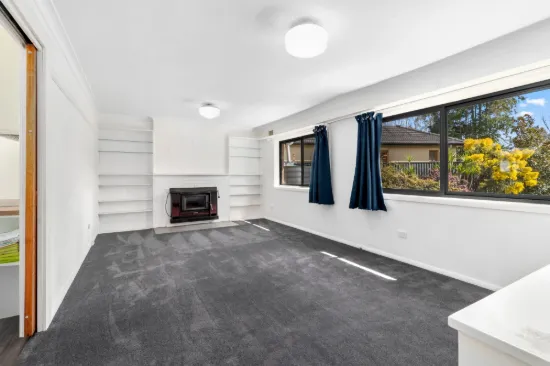 40 Boolimba Crescent, Narrabundah, ACT 2604