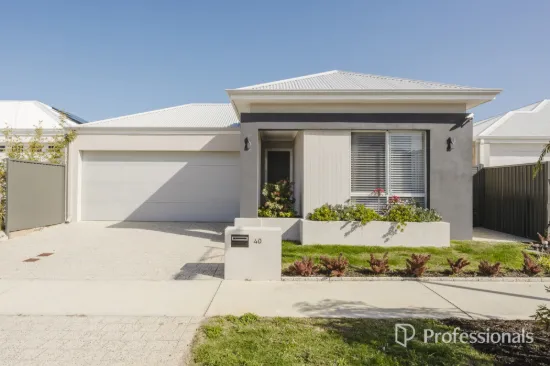 40 Casina Way, Jindalee, WA 6036
