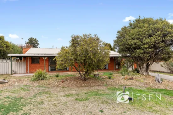 40 Clee Cres, Strathdale, Vic 3550