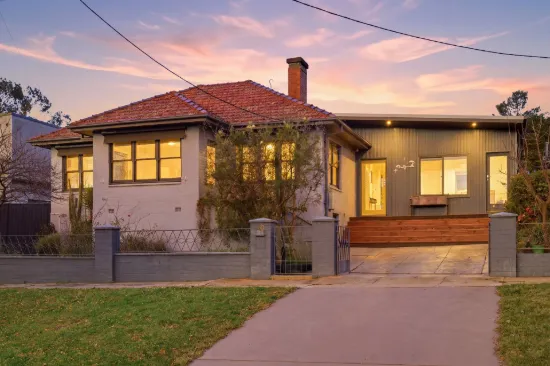 40 Crest Road, Queanbeyan, NSW 2620
