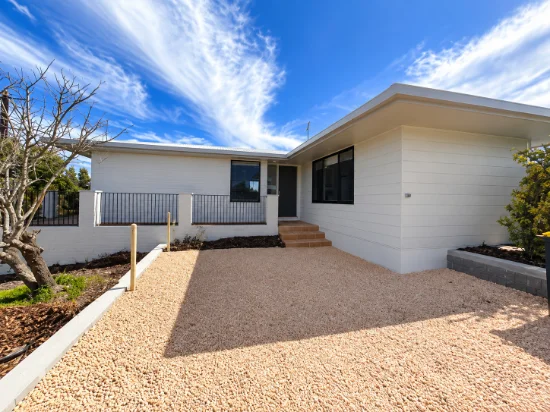 40 Douglas Street, Coffin Bay, SA 5607