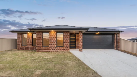 40 Dove Avenue, Winter Valley, Vic 3358