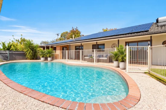 40 Harding Boulevard, Mount Warren Park, Qld 4207 - For Sale