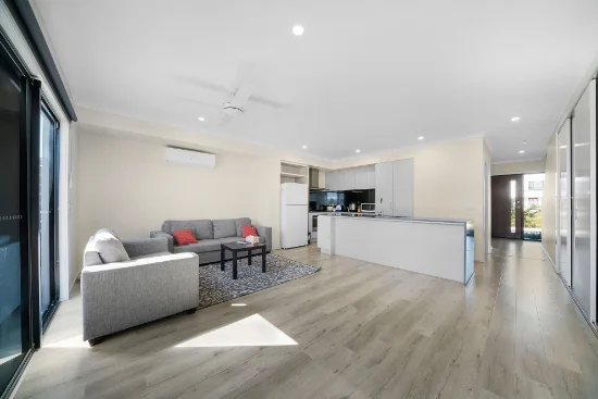 40 Nash Bvd, Rockbank, Vic 3335
