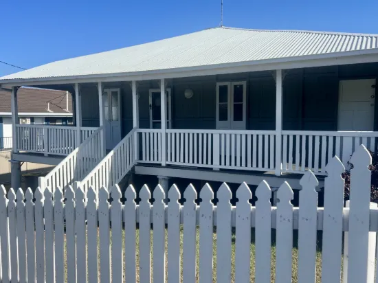 40 Roseberry Street, Gladstone Central, Qld 4680