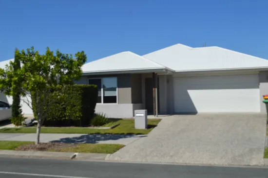 40 Shamrock Place, Palmview, Qld 4553