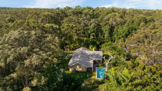 40 Silverwood Drive, Cooroibah, Qld 4565