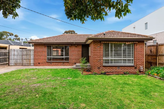 40 Simmons Drive, Seaholme, Vic 3018