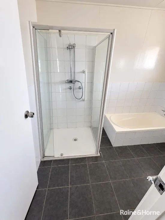 40 Spring Crescent, Dysart, Qld 4745-Image